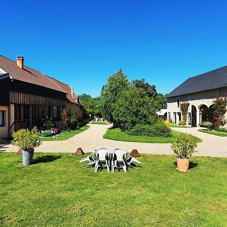 Apartamento Domaine Des Medards Beaulieu-sur-Loire Exterior foto
